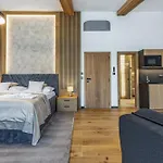 Гостевой дом Vcelarsky Dvur 4*