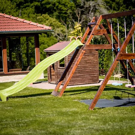 Guest house Vcelarsky Dvur *