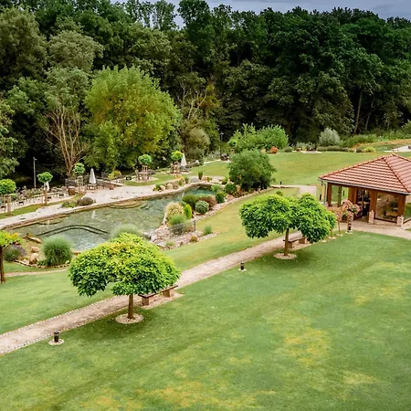 Guest house Vcelarsky Dvur *