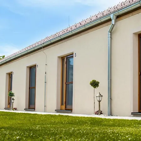 Vcelarsky Dvur 4* Lednice