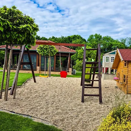 Vcelarsky Dvur 4* Lednice