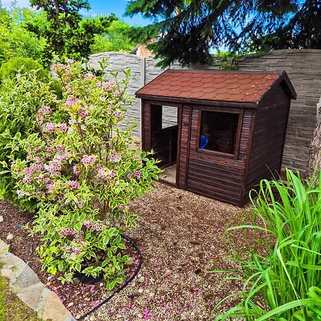 Vcelarsky Dvur Guest house